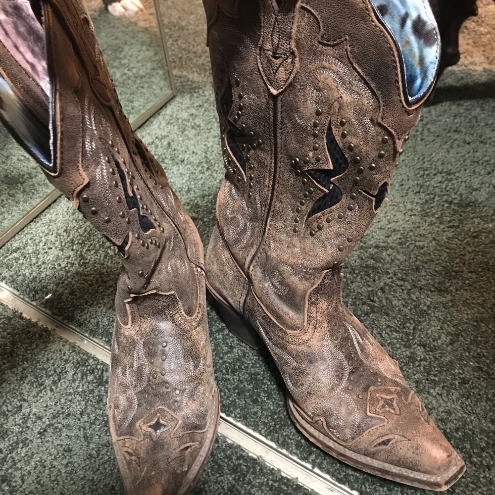 Laredo Cowgirl Western Boots.